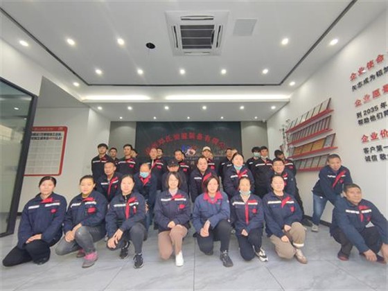 鋸片車(chē)間團(tuán)隊(duì)